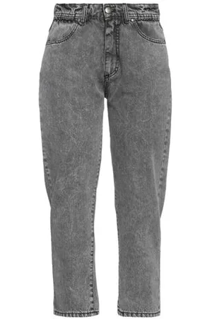 Berna BOTTOMWEAR - Jeans - on YOOX.com