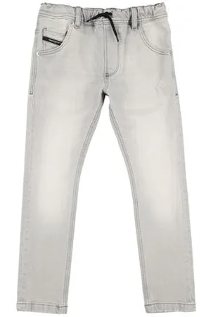 Diesel BOTTOMWEAR - Jeans - on YOOX.com