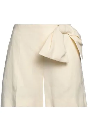 Chloé BOTTOMWEAR - Shorts & Bermuda Shorts - on YOOX.com