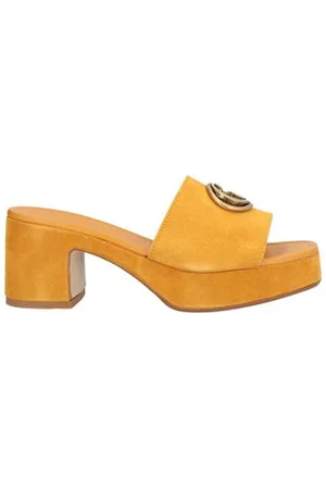 Guess FOOTWEAR - Sandals - on YOOX.com