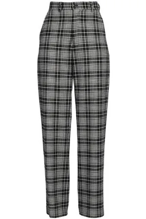 Woolrich BOTTOMWEAR - Trousers - on YOOX.com