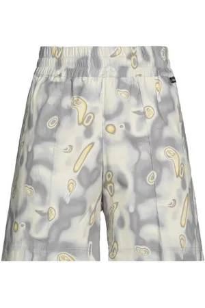 Trussardi BOTTOMWEAR - Shorts & Bermuda Shorts - on YOOX.com