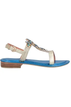 Pregunta FOOTWEAR - Sandals - on YOOX.com