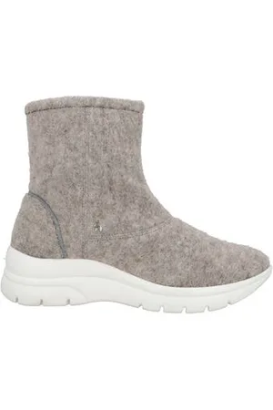 Benvado FOOTWEAR - Ankle boots - on YOOX.com