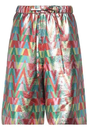 VALENTINO GARAVANI BOTTOMWEAR - Shorts & Bermuda Shorts - on YOOX.com