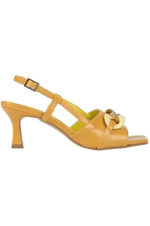 Pregunta FOOTWEAR - Sandals - on YOOX.com