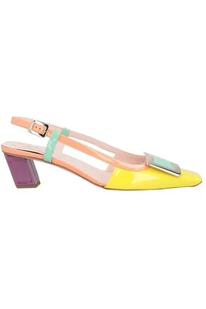 Roger Vivier FOOTWEAR - Pumps - on YOOX.com