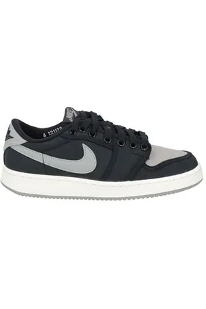 Nike FOOTWEAR - Trainers - on YOOX.com