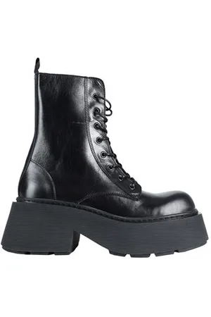 vic matiè FOOTWEAR - Ankle boots - on YOOX.com