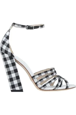 Burberry FOOTWEAR - Thong sandals - on YOOX.com