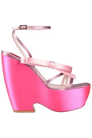 Roger Vivier FOOTWEAR - Sandals - on YOOX.com