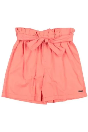 Guess BOTTOMWEAR - Shorts & Bermuda Shorts - on YOOX.com