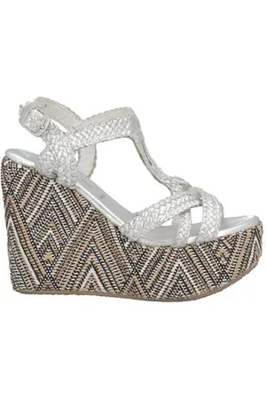 Emanuélle vee FOOTWEAR - Sandals - on YOOX.com