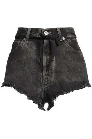 Maison Margiela BOTTOMWEAR - Denim shorts - on YOOX.com