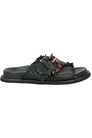 Emanuélle vee FOOTWEAR - Sandals - on YOOX.com