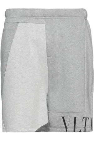 VALENTINO GARAVANI BOTTOMWEAR - Shorts & Bermuda Shorts - on YOOX.com