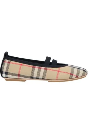 Burberry FOOTWEAR - Ballet flats - on YOOX.com