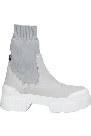 vic matiè FOOTWEAR - Ankle boots - on YOOX.com