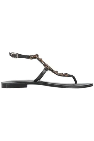 Emanuélle vee FOOTWEAR - Thong sandals - on YOOX.com