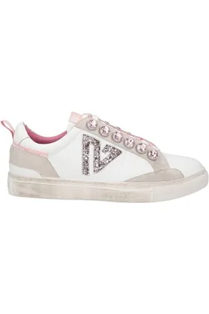 Emanuélle vee FOOTWEAR - Trainers - on YOOX.com
