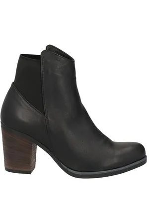 Bueno FOOTWEAR - Ankle boots - on YOOX.com