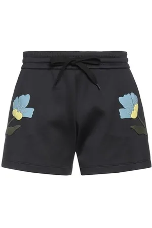 VALENTINO GARAVANI BOTTOMWEAR - Shorts & Bermuda Shorts - on YOOX.com
