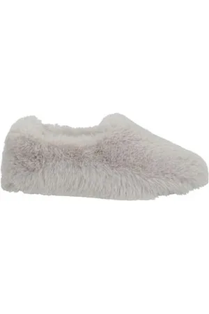 Macarena FOOTWEAR - House slippers - on YOOX.com