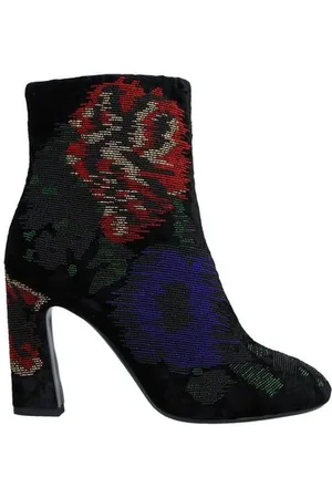 Roger Vivier FOOTWEAR - Ankle boots - on YOOX.com