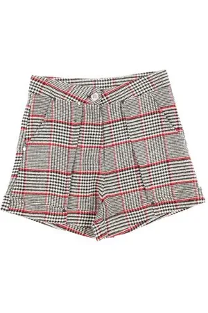Gaia BOTTOMWEAR - Shorts & Bermuda Shorts - on YOOX.com
