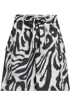 adidas BOTTOMWEAR - Shorts & Bermuda Shorts - on YOOX.com