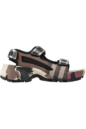Burberry FOOTWEAR - Sandals - on YOOX.com