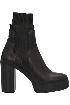 vic matiè FOOTWEAR - Ankle boots - on YOOX.com