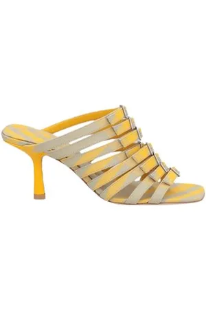 Burberry FOOTWEAR - Sandals - on YOOX.com