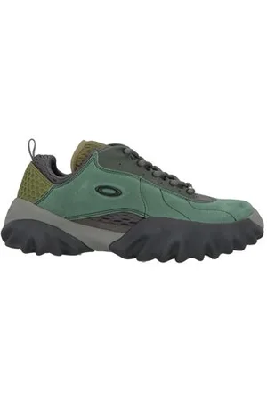 Oakley FOOTWEAR - Trainers - on YOOX.com