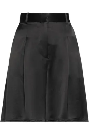 By Malene Birger BOTTOMWEAR - Shorts & Bermuda Shorts - on YOOX.com