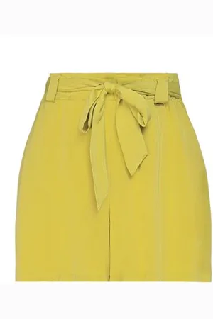 Fracomina BOTTOMWEAR - Shorts & Bermuda Shorts - on YOOX.com