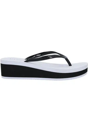 Armani Exchange FOOTWEAR - Thong sandals - on YOOX.com
