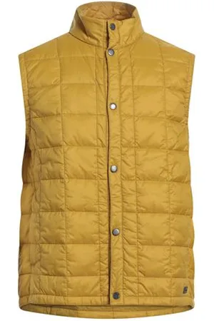 Barbour COATS & JACKETS - Gilets - on YOOX.com