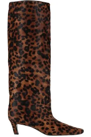 Totême FOOTWEAR - Boots - on YOOX.com