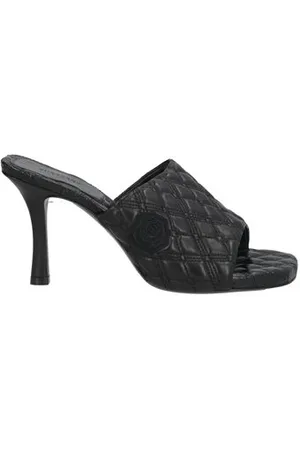 Burberry FOOTWEAR - Sandals - on YOOX.com