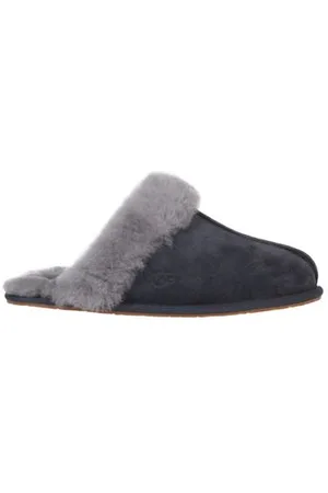 UGG FOOTWEAR - House slippers - on YOOX.com