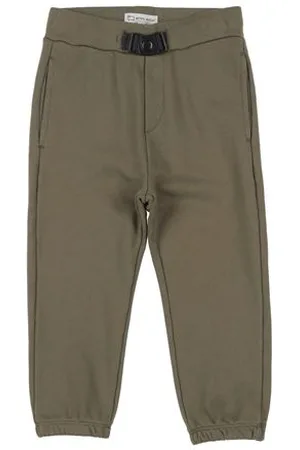 Woolrich BOTTOMWEAR - Trousers - on YOOX.com