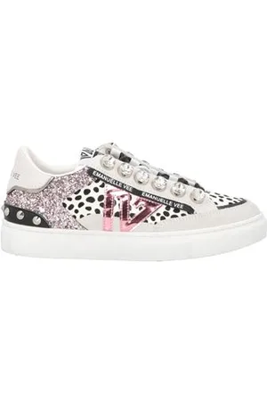 Emanuélle vee FOOTWEAR - Trainers - on YOOX.com