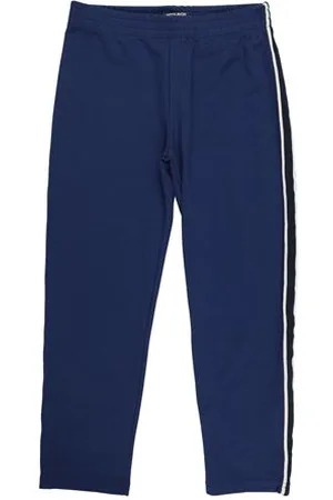 Woolrich BOTTOMWEAR - Trousers - on YOOX.com