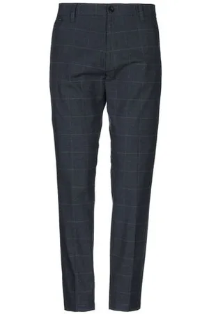 Guess BOTTOMWEAR - Trousers - on YOOX.com