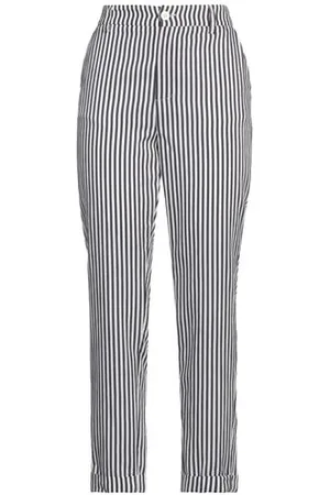 Liu Jo BOTTOMWEAR - Trousers - on YOOX.com