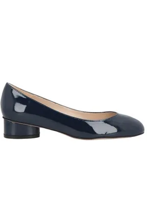 Stuart Weitzman FOOTWEAR - Pumps - on YOOX.com