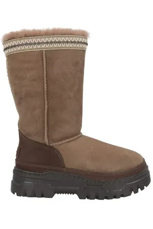 UGG FOOTWEAR - Ankle boots - on YOOX.com