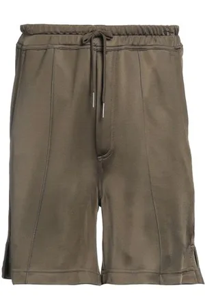 Tom Ford BOTTOMWEAR - Shorts & Bermuda Shorts - on YOOX.com