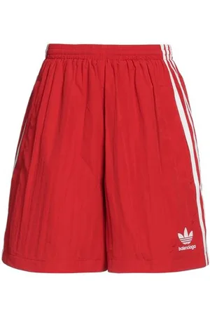 adidas BOTTOMWEAR - Shorts & Bermuda Shorts - on YOOX.com